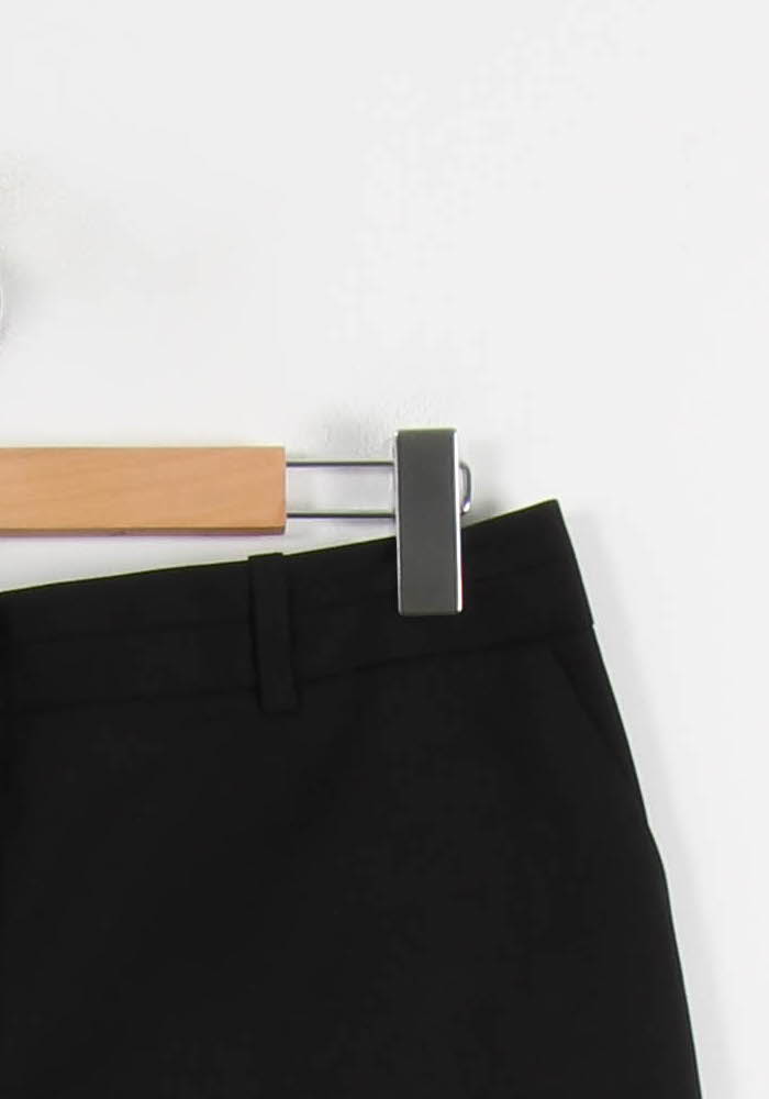 Short Noir - Taille XL/42 de la marque Caroll | PARAD56073 - Vendu par Paradigme - Image 3