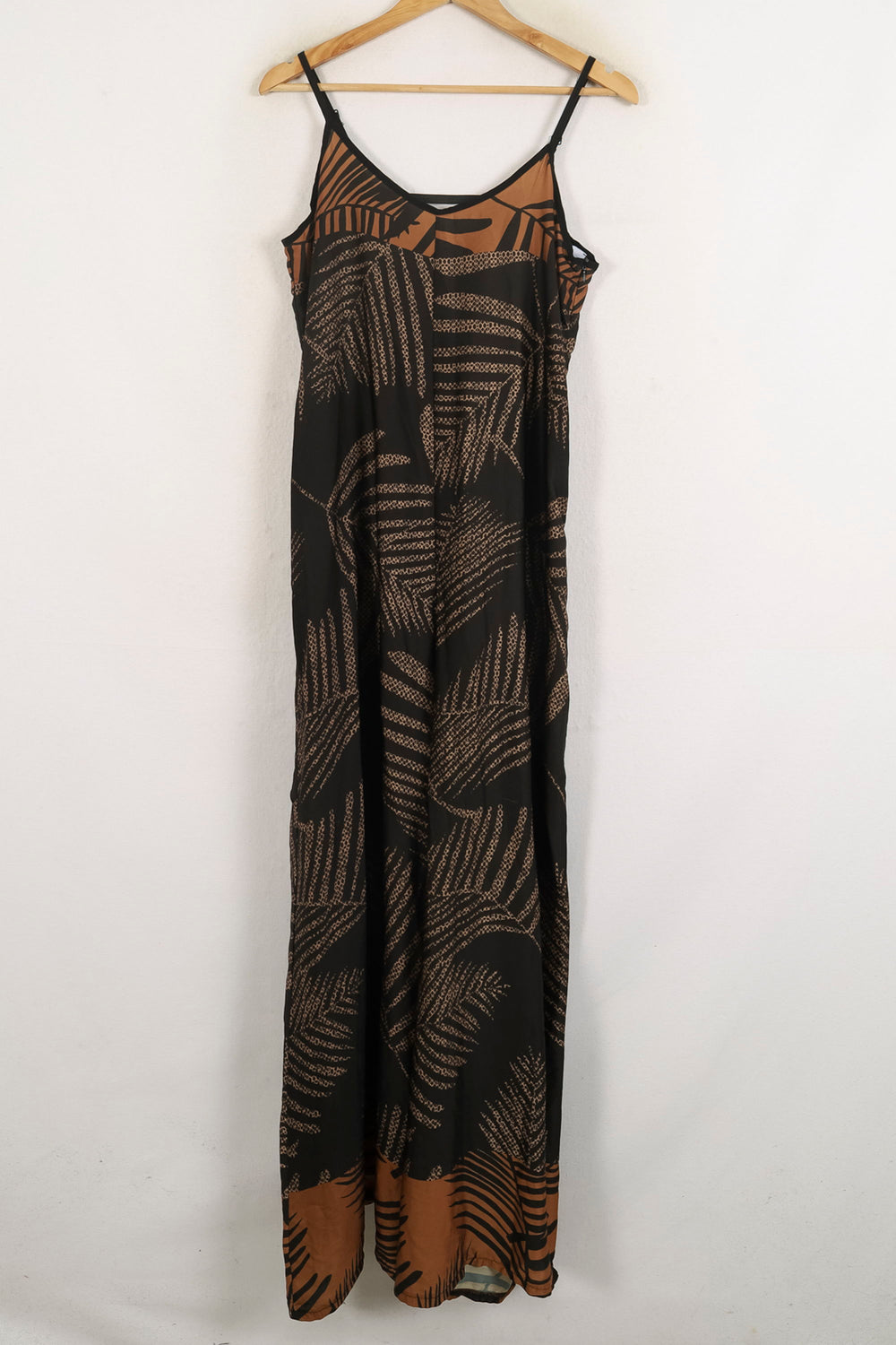 Combinaison Noire et Marron - Taille L/40 de la marque La Fée Maraboutée | PARAD56814 - Vendu par Paradigme - Image 2