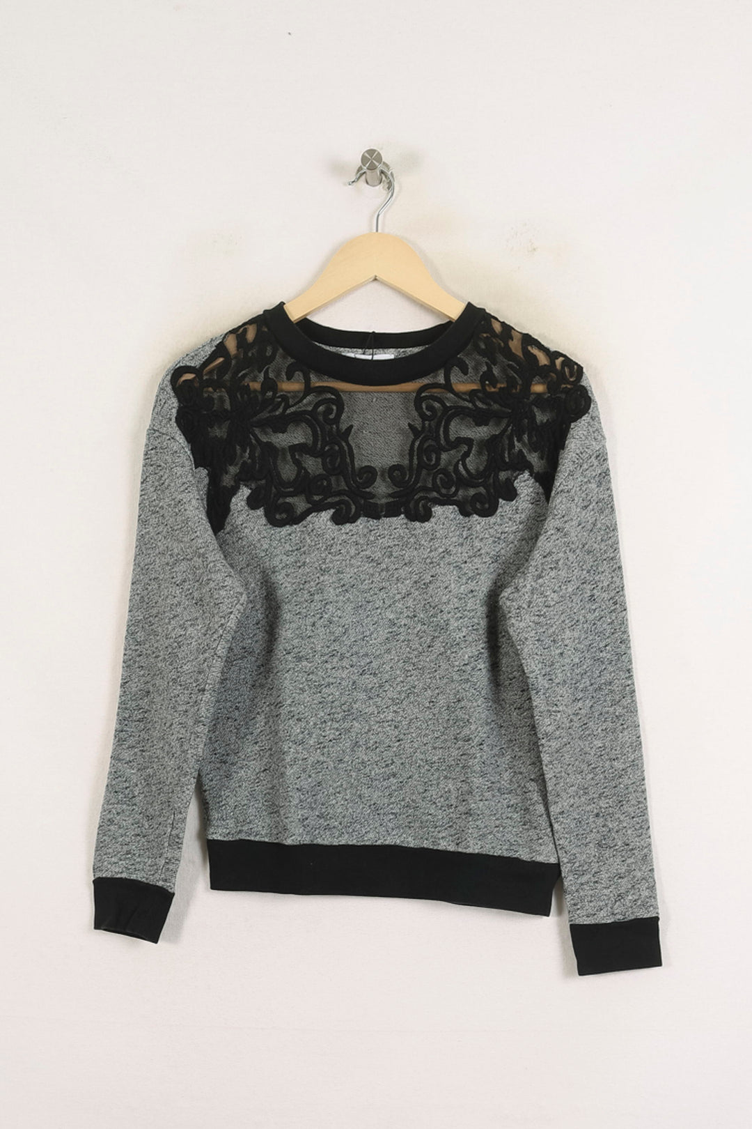Sweat Gris et Noir - Taille M/38 de la marque Sandro | PARAD56822 - Vendu par Paradigme - Image 2