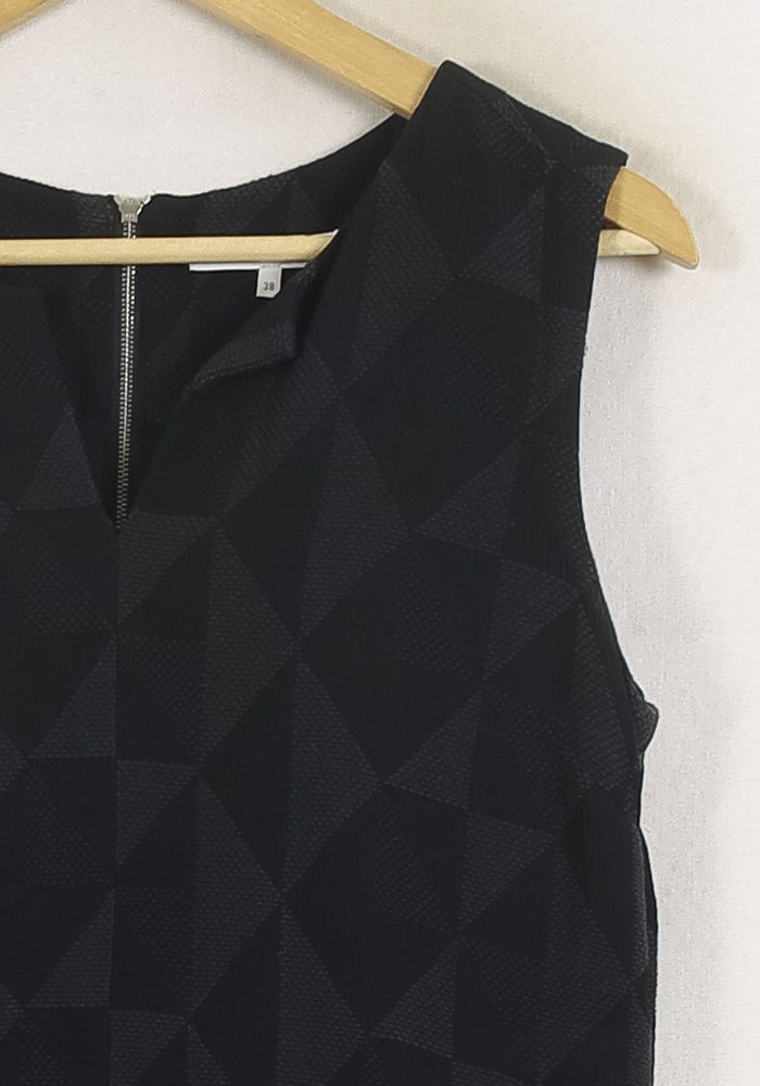 Robe Sans Manches Noire - Taille M/38 de la marque Gerard Darel | PARAD56982 - Vendu par Paradigme - Image 3