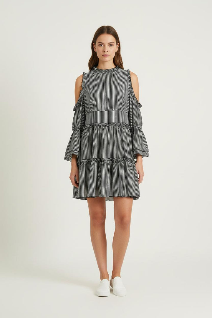 Robe Courte Noire et Blanche - Taille L/40 de la marque Maje | PARAD57053 - Vendu par Paradigme - Image 1