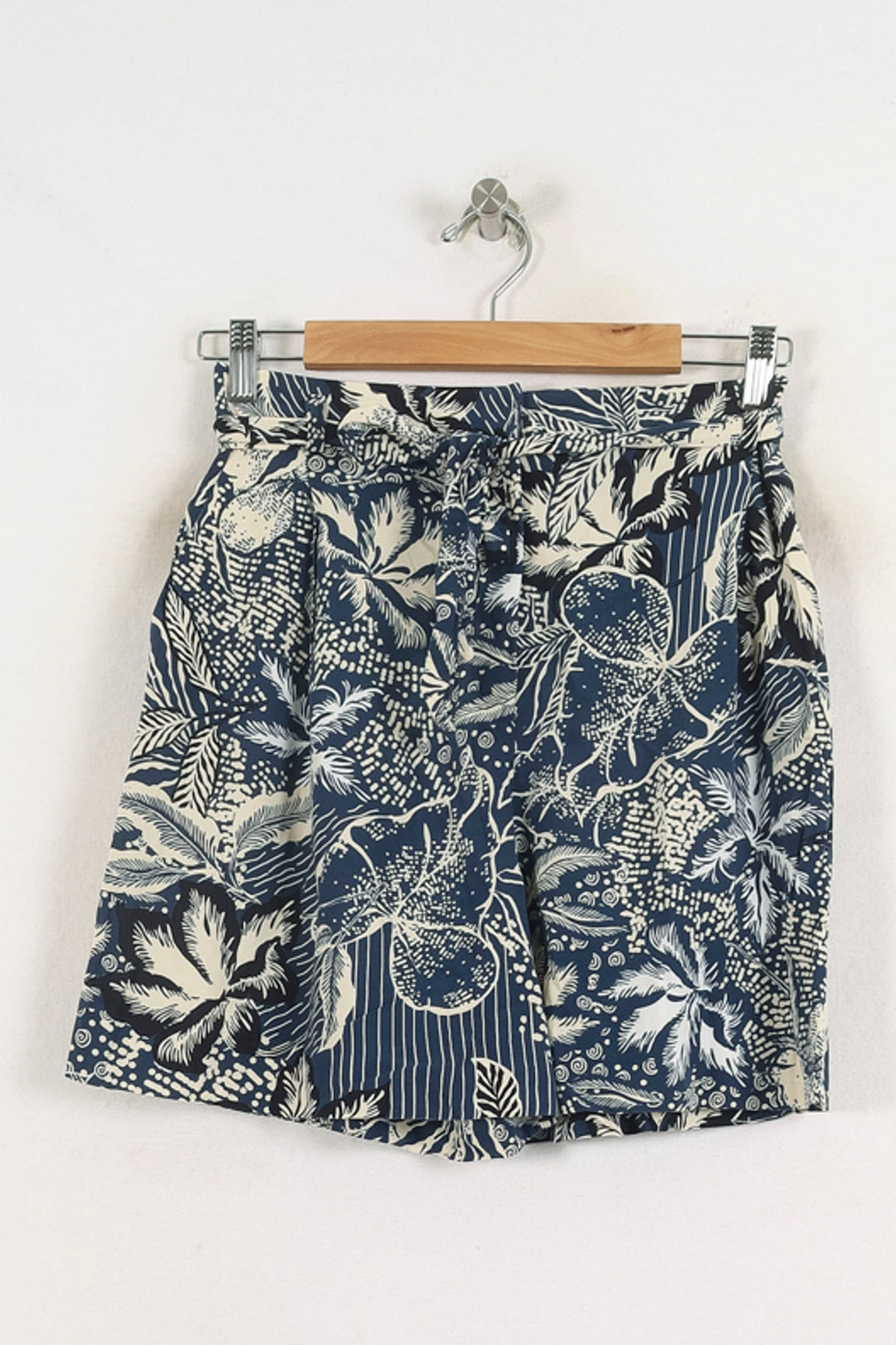 Short Bleu et Blanc - Taille S/36 de la marque Caroll | PARAD57073 - Vendu par Paradigme - Image 2