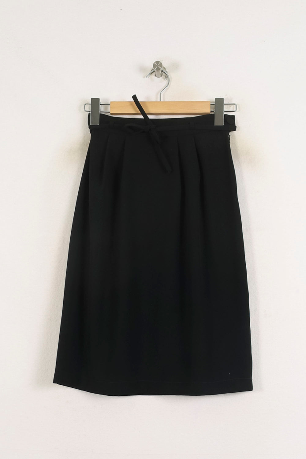 Jupe Midi Noire - Taille M/38 de la marque Agnès b. | PARAD57077 - Vendu par Paradigme - Image 2