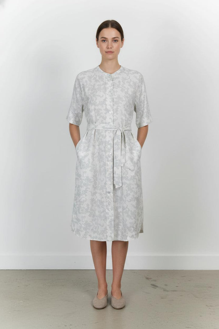 Robe Chemise Blanche et Grise - Taille S/36 de la marque Comptoir des Cotonniers | PARAD57445 - Vendu par Paradigme - Image 1