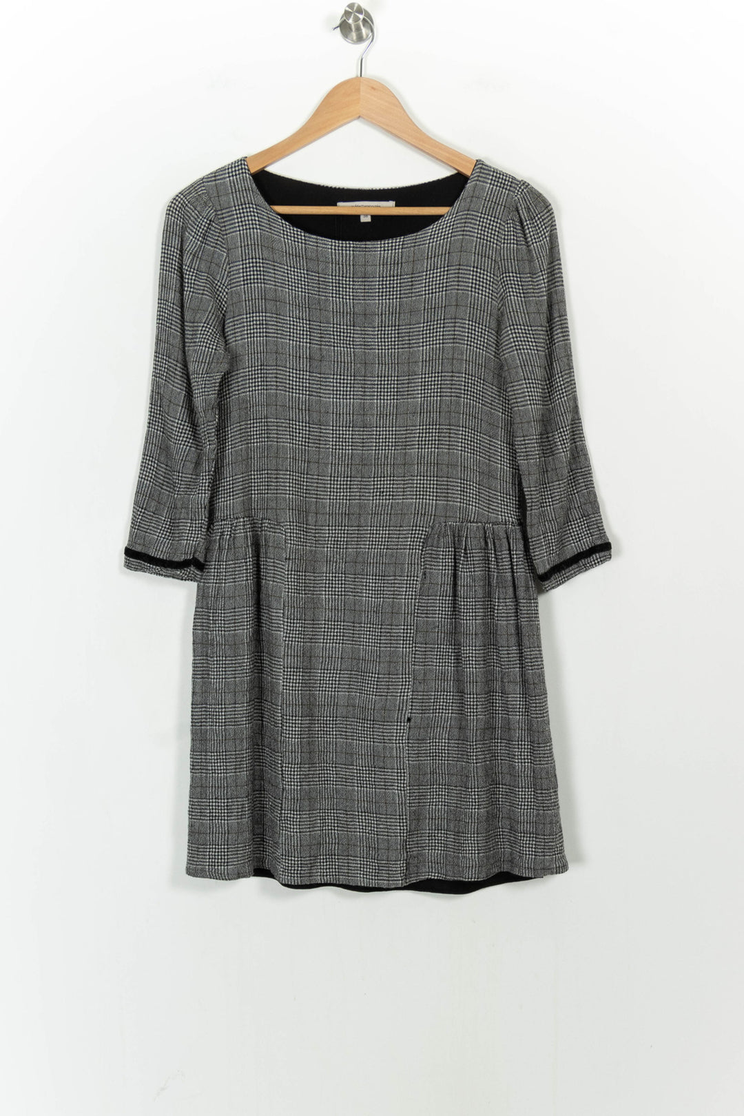 Robe Grise - Taille M/38 de la marque La Fée Maraboutée | PARAD57558 - Vendu par Paradigme - Image 2