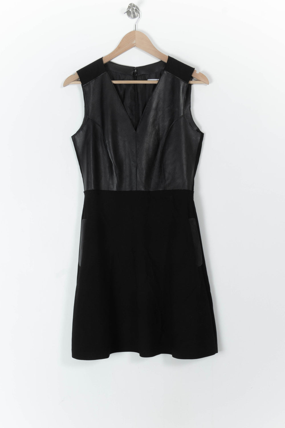 Robe Sans Manches Noire - Taille M/38 de la marque ZAPA | PARAD58672 - Vendu par Paradigme - Image 2