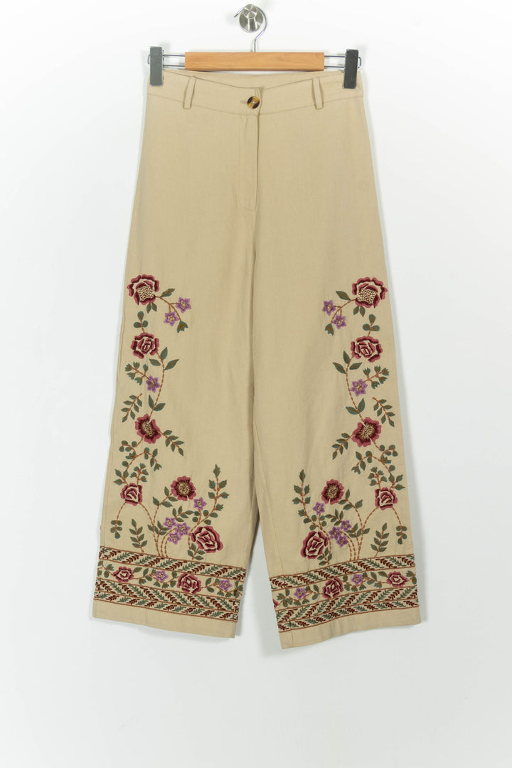 Pantalon Brodé Beige et Rouge - Taille S/36 de la marque Louise Misha | PARAD58800 - Vendu par Paradigme - Image 2