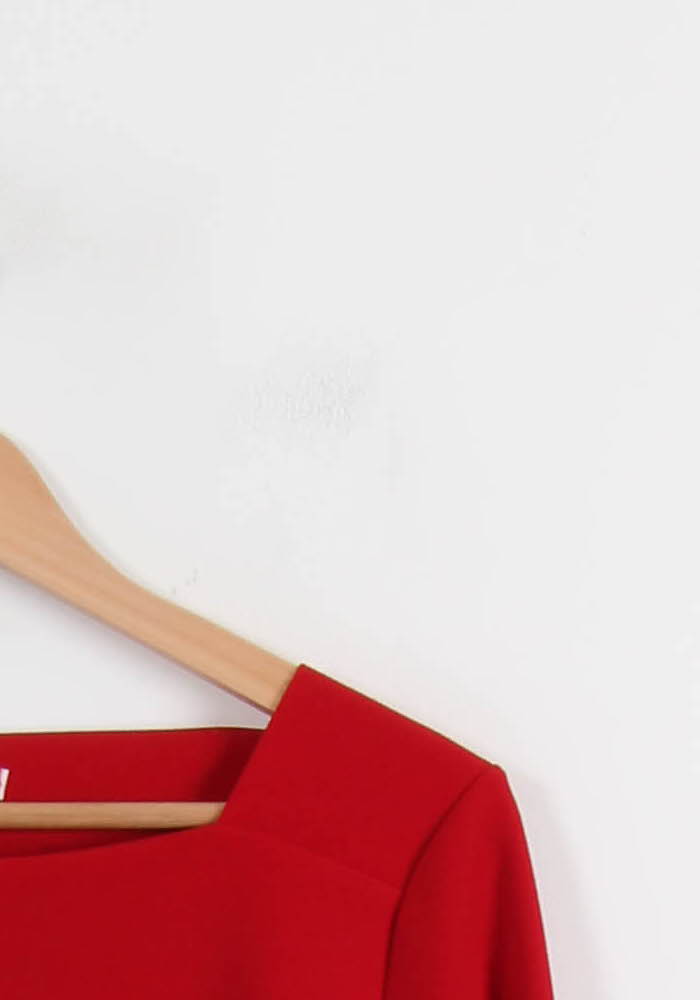 Robe Rouge - Taille M/38 de la marque La Fée Maraboutée | PARAD59203 - Vendu par Paradigme - Image 3