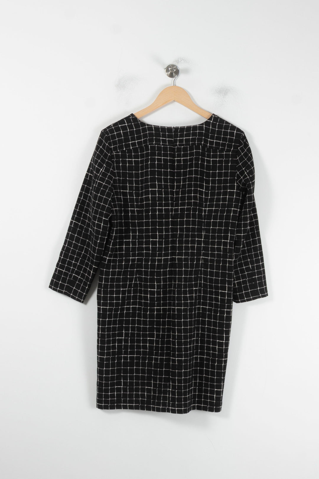 Robe Noire et Blanche - Taille XL/42 de la marque La Fée Maraboutée | PARAD60654 - Vendu par Paradigme - Image 4