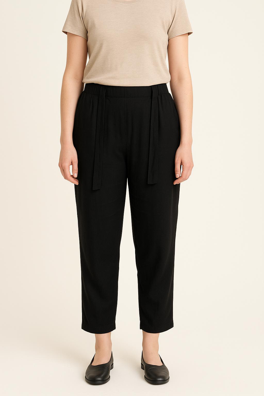Pantalon Noir - Taille L/40 de la marque La Fée Maraboutée | PARAD61284 - Vendu par Paradigme - Image 1