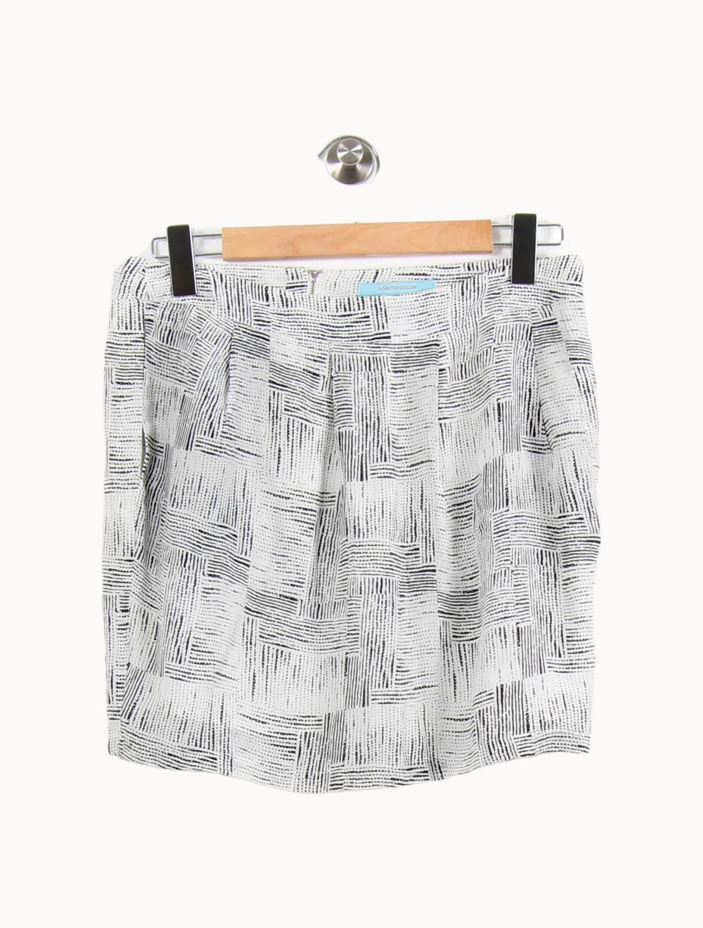 Jupe Blanche et Noire - Taille L/40 de la marque La Fée Maraboutée | PARAD61285 - Vendu par Paradigme - Image 2