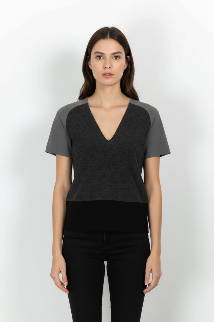 Pull Gris et Noir - Taille S/36 de la marque Sandro | PARAD61790 - Vendu par Paradigme - Image 1