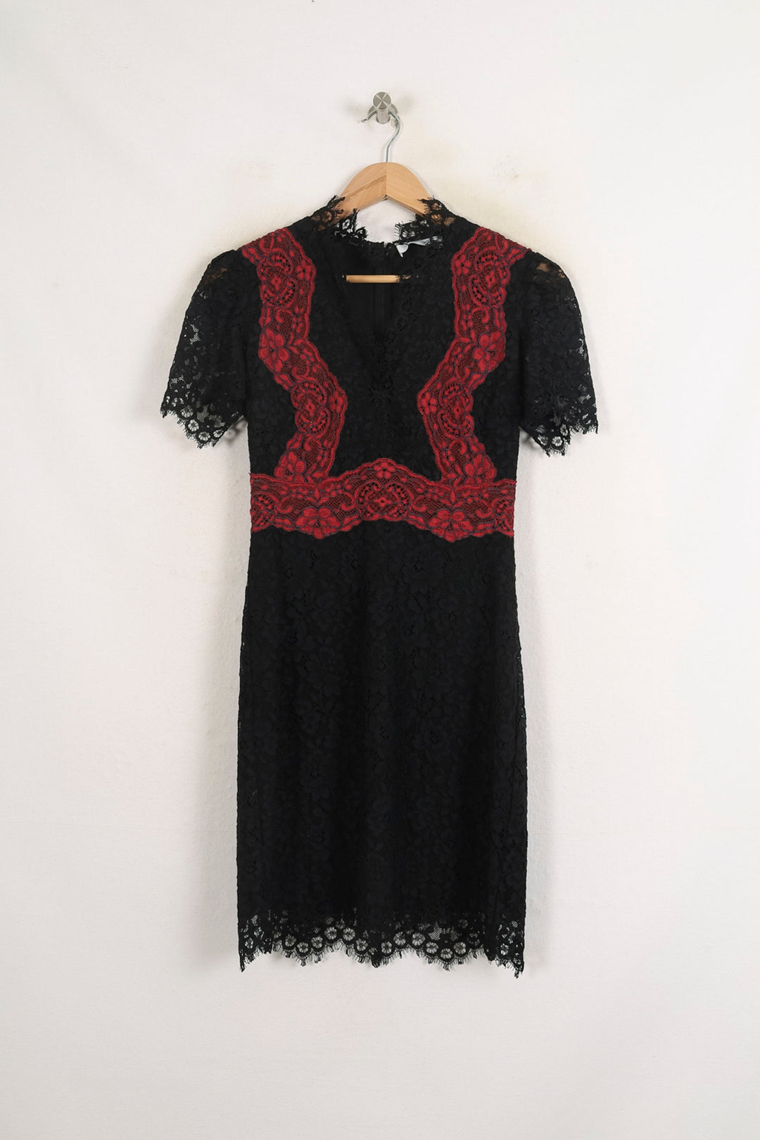 Robe Dentelle Noire et Rouge - Taille S/36 de la marque Sandro | PARAD61941 - Vendu par Paradigme - Image 2