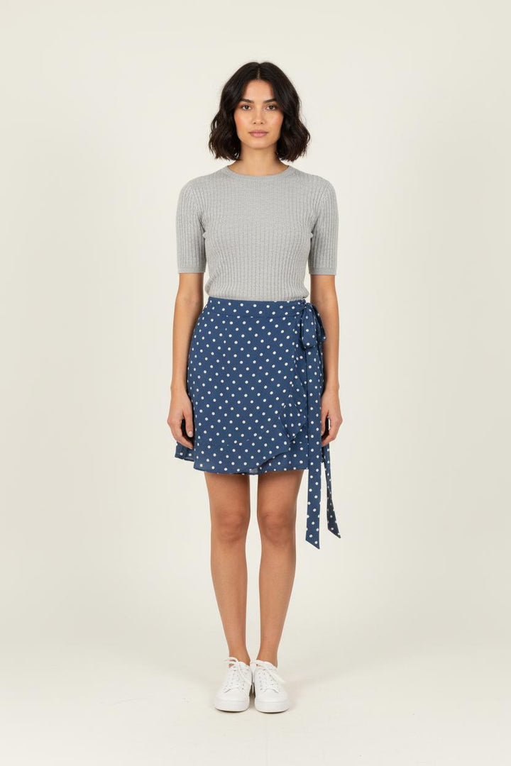 Jupe Portefeuille Bleue à Pois Blancs - Taille XL/42 de la marque SAAJ | PARAD61968 - Vendu par Paradigme - Image 1