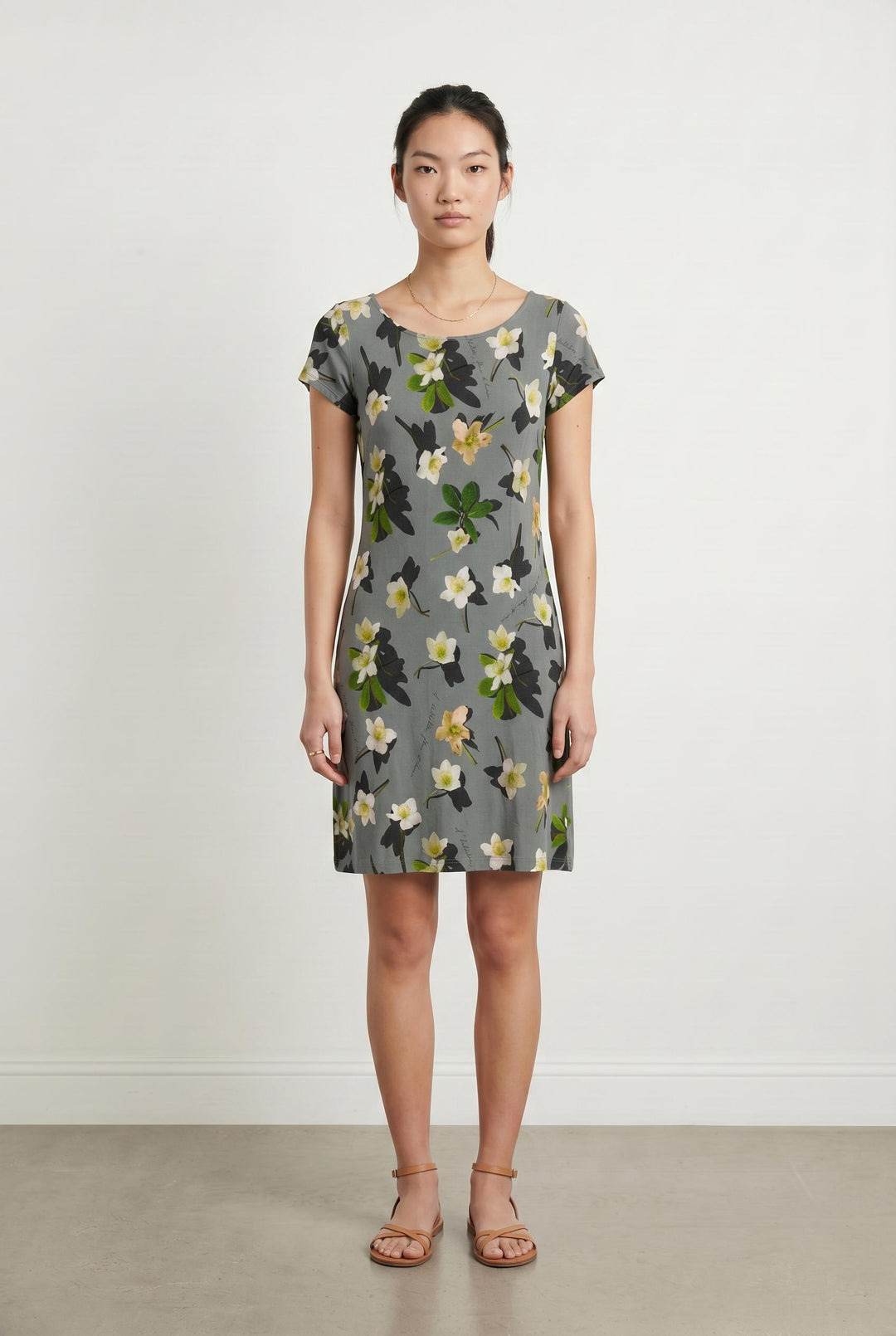 Robe Fleurie Multicolore - Taille M/38 de la marque Agnès b. | PARAD62264 - Vendu par Paradigme - Image 1
