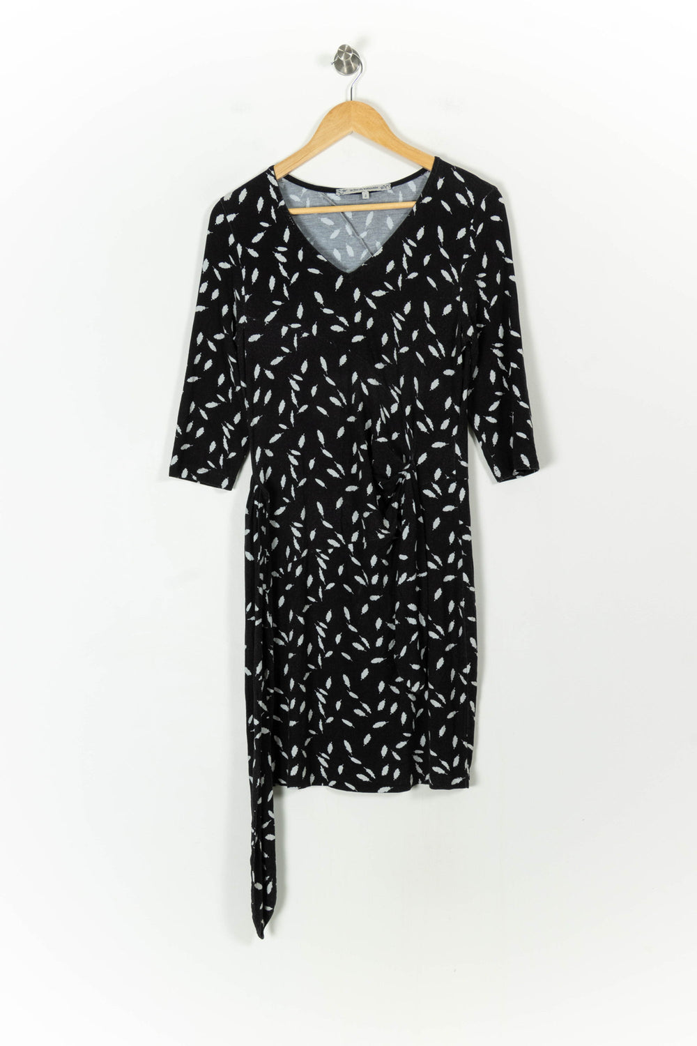 Robe Noire et Blanche - Taille M/38 de la marque La Fée Maraboutée | PARAD62460 - Vendu par Paradigme - Image 2