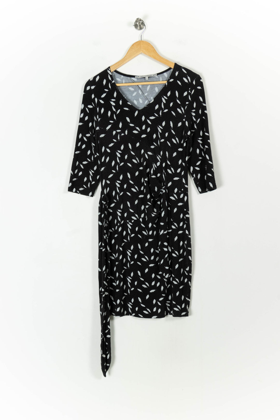 Robe Noire et Blanche - Taille M/38 de la marque La Fée Maraboutée | PARAD62460 - Vendu par Paradigme - Image 2