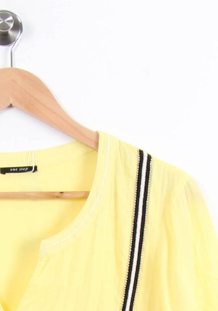 Robe Courte Jaune - Taille M/38 de la marque One Step | PARAD62702 - Vendu par Paradigme - Image 3