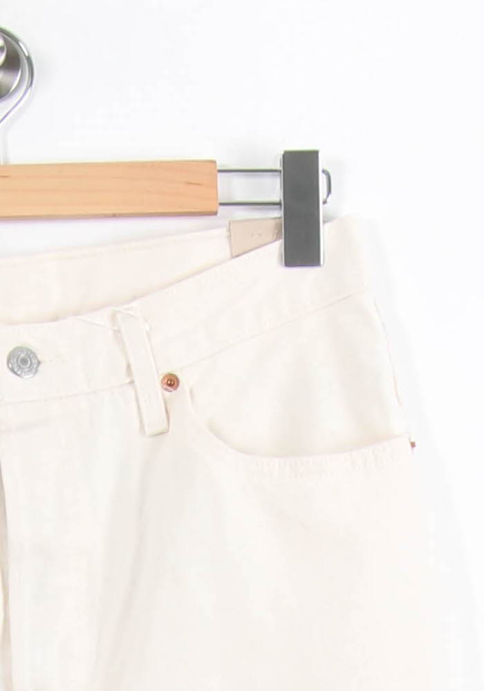 Jean Droit Blanc - Taille L/40 de la marque Levi's | PARAD62709 - Vendu par Paradigme - Image 3