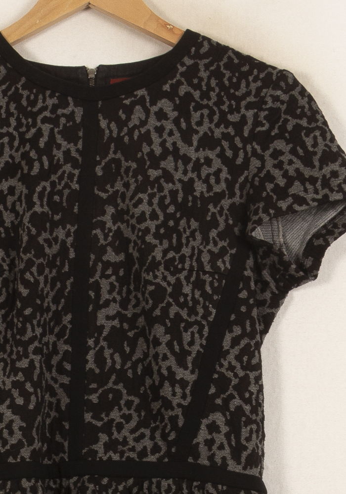 Robe Courte Grise et Noire - Taille M/38 de la marque Comptoir des Cotonniers | PARAD63263 - Vendu par Paradigme - Image 3