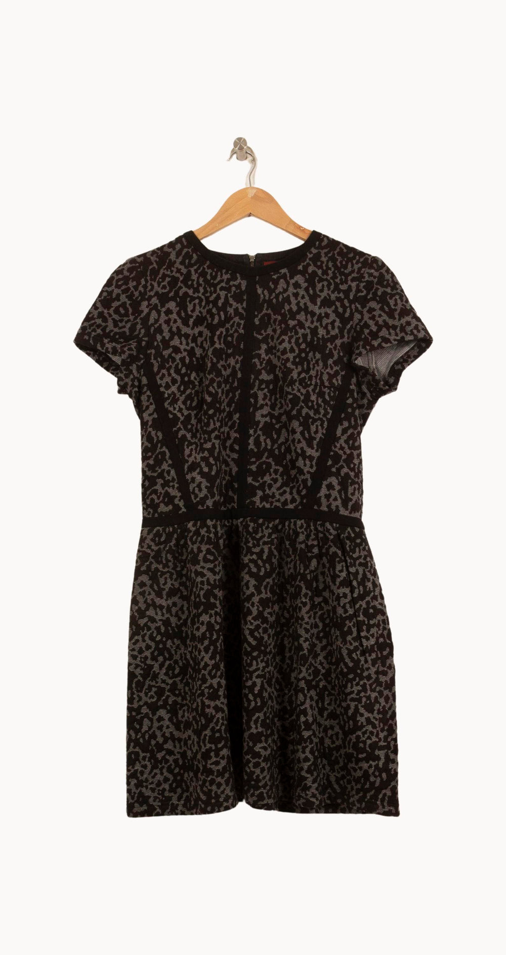 Robe Courte Grise et Noire - Taille M/38 de la marque Comptoir des Cotonniers | PARAD63263 - Vendu par Paradigme - Image 2