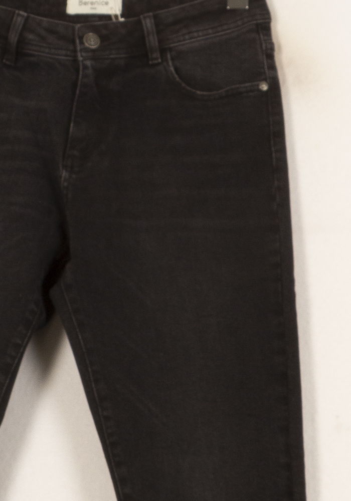 Jean Noir - Taille S/36 de la marque Bérénice | PARAD64068 - Vendu par Paradigme - Image 3