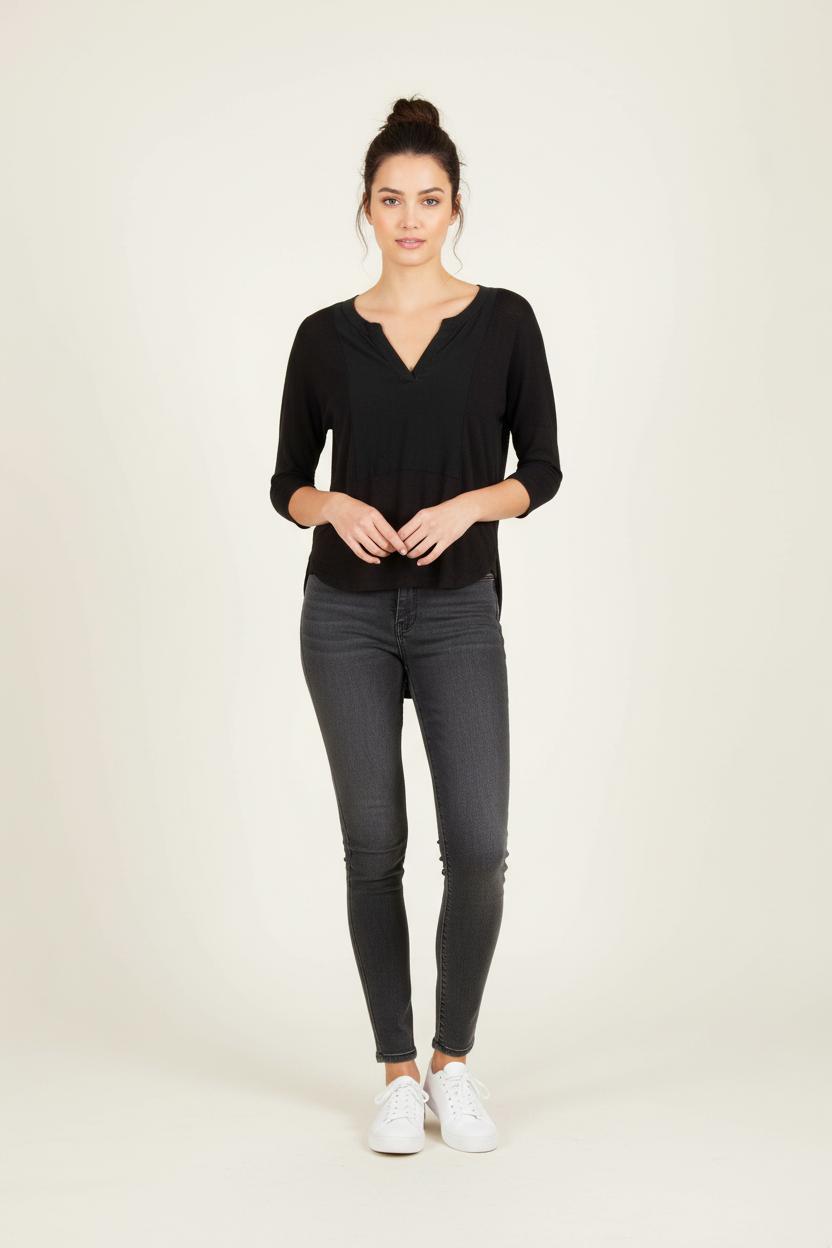 Blouse Noire - Taille S/36 de la marque Sandro | PARAD64429 - Vendu par Paradigme - Image 1