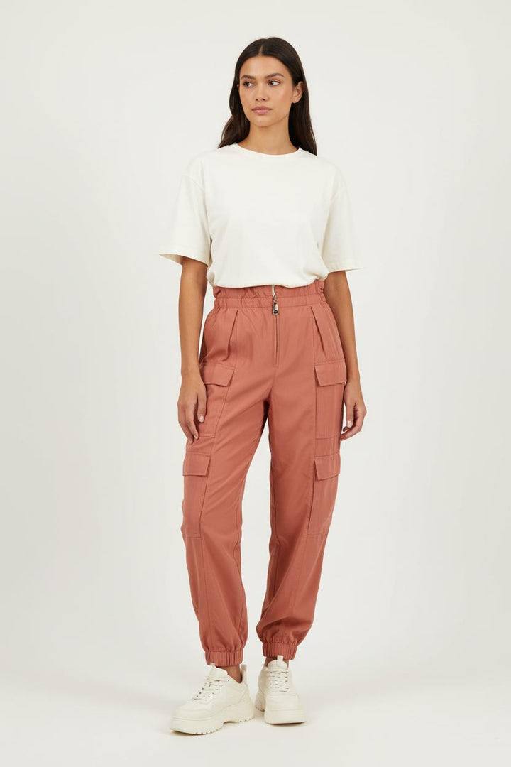 Pantalon Cargo Orange - Taille M/38 de la marque Sandro | PARAD64464 - Vendu par Paradigme - Image 1