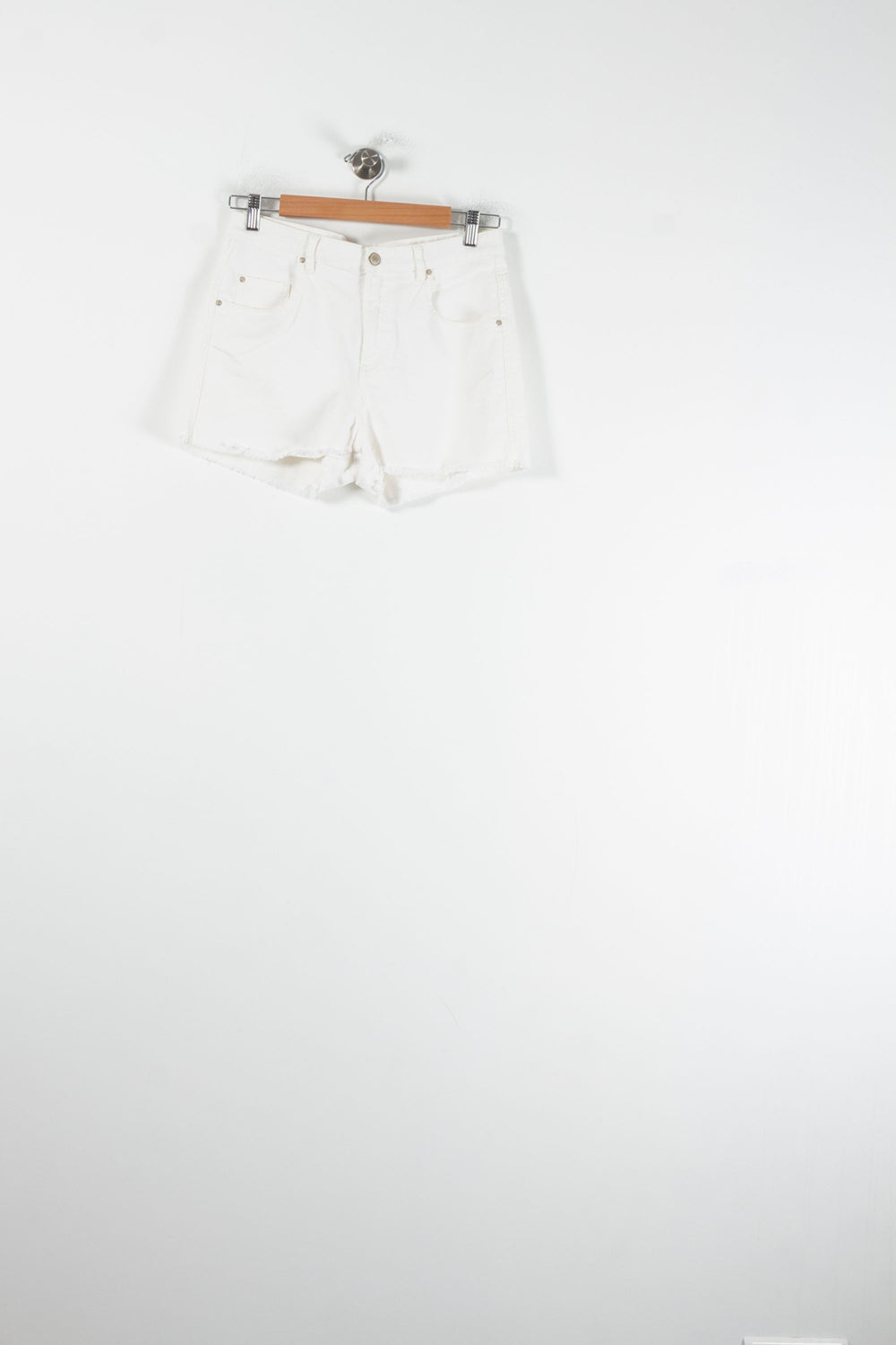 Short en Jean Blanc - Taille M/38 de la marque IKKS | PARAD64489 - Vendu par Paradigme - Image 2