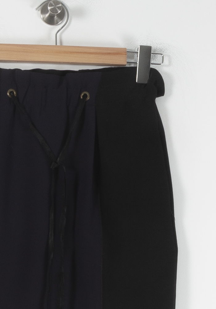 Jupe Courte Noire - Taille S/36 de la marque Sandro | PARAD64612 - Vendu par Paradigme - Image 3