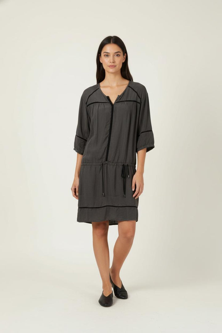 Robe Droite Noire - Taille M/38 de la marque IKKS | PARAD64620 - Vendu par Paradigme - Image 1