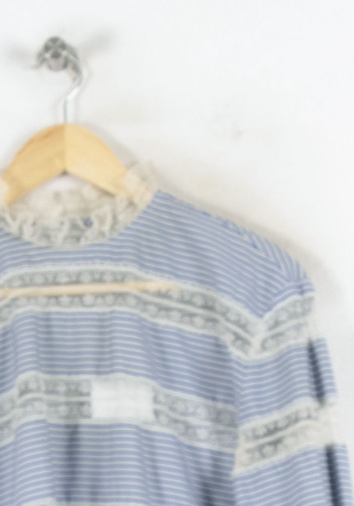 Blouse Bleue et Blanche - Taille M/38 de la marque Sandro | PARAD64789 - Vendu par Paradigme - Image 3