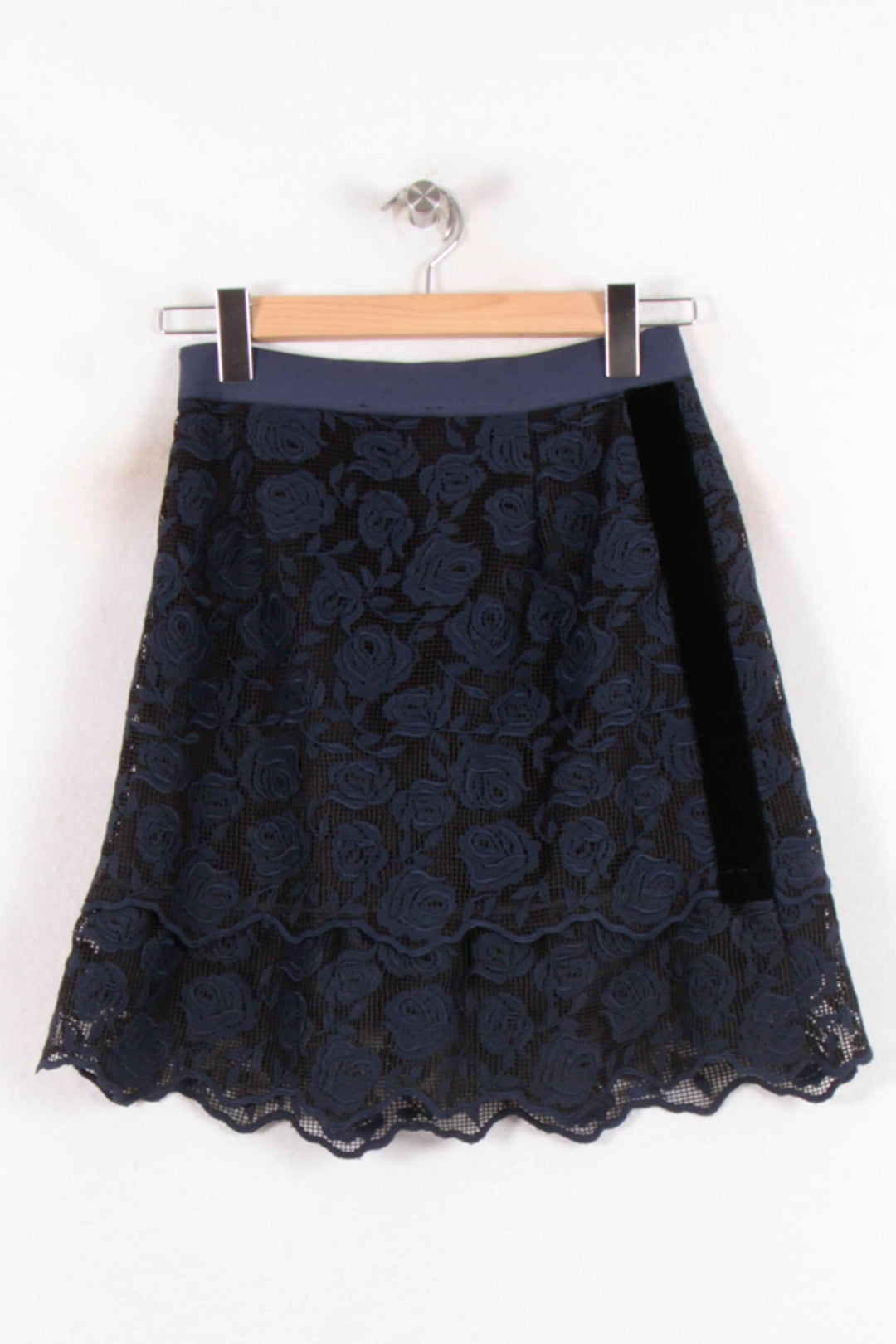 Jupe Courte Noire - Taille M/38 de la marque Sandro | PARAD64800 - Vendu par Paradigme - Image 4