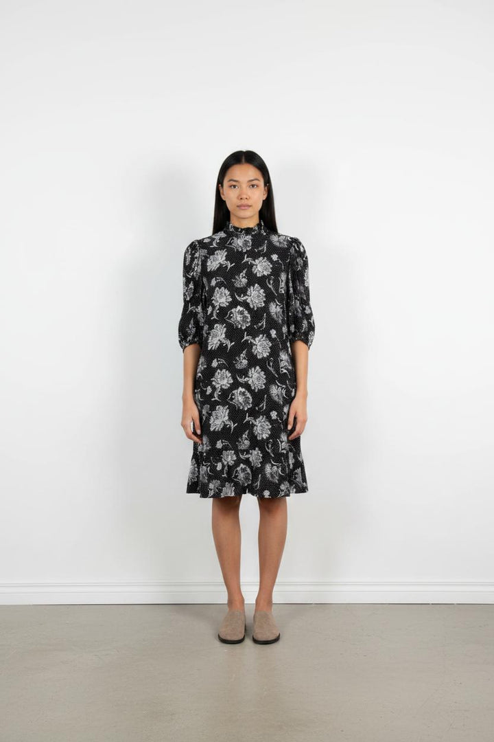 Robe Fleurie Noire et Blanche - Taille S/36