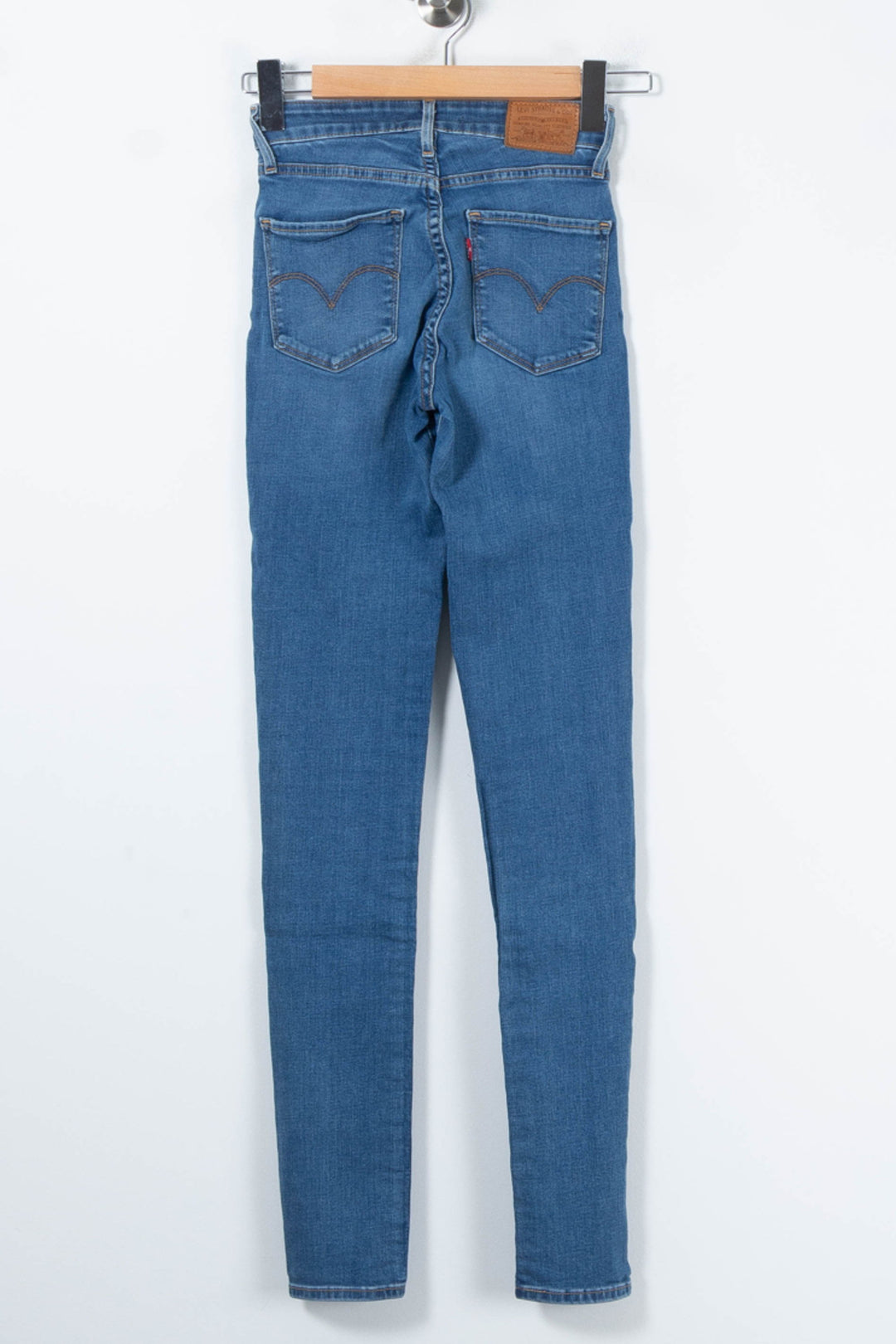 Jean Skinny Bleu - Taille XS/34 de la marque Levi's | PARAD65538 - Vendu par Paradigme - Image 4