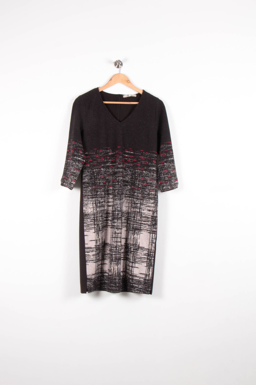 Robe Noire et Grise - Taille L/40 de la marque La Fée Maraboutée | PARAD65634 - Vendu par Paradigme - Image 2