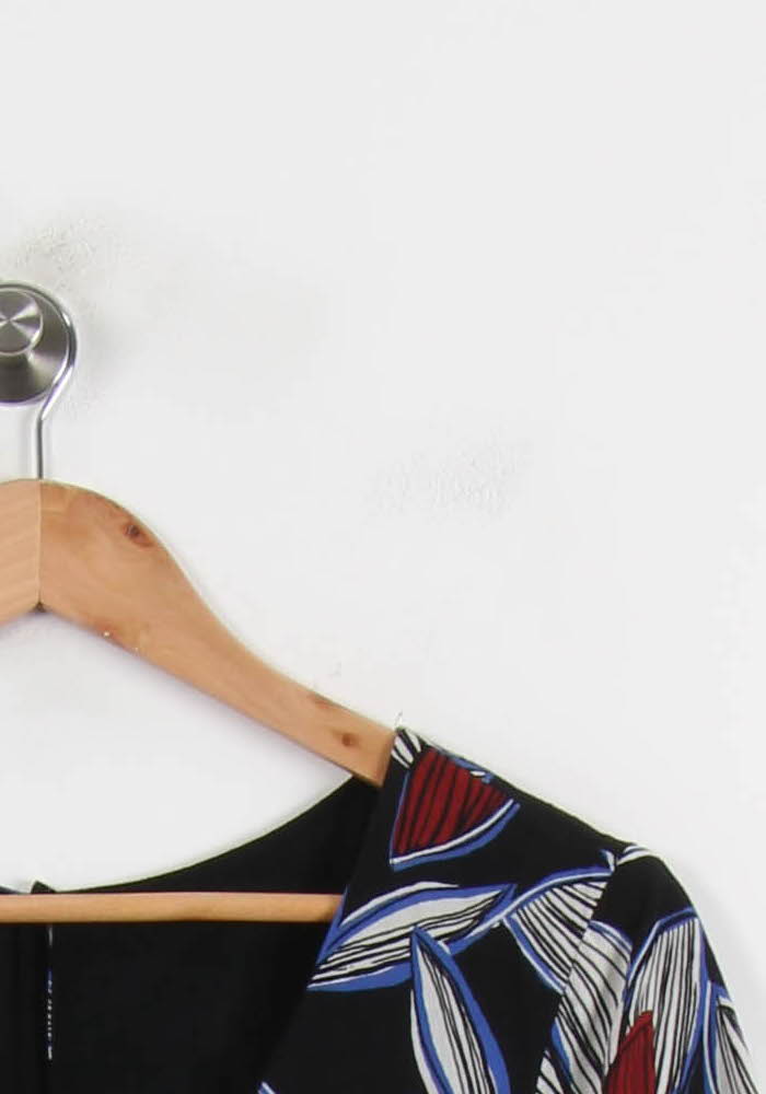 Robe Noire et Multicolore - Taille L/40 de la marque La Fée Maraboutée | PARAD66337 - Vendu par Paradigme - Image 3