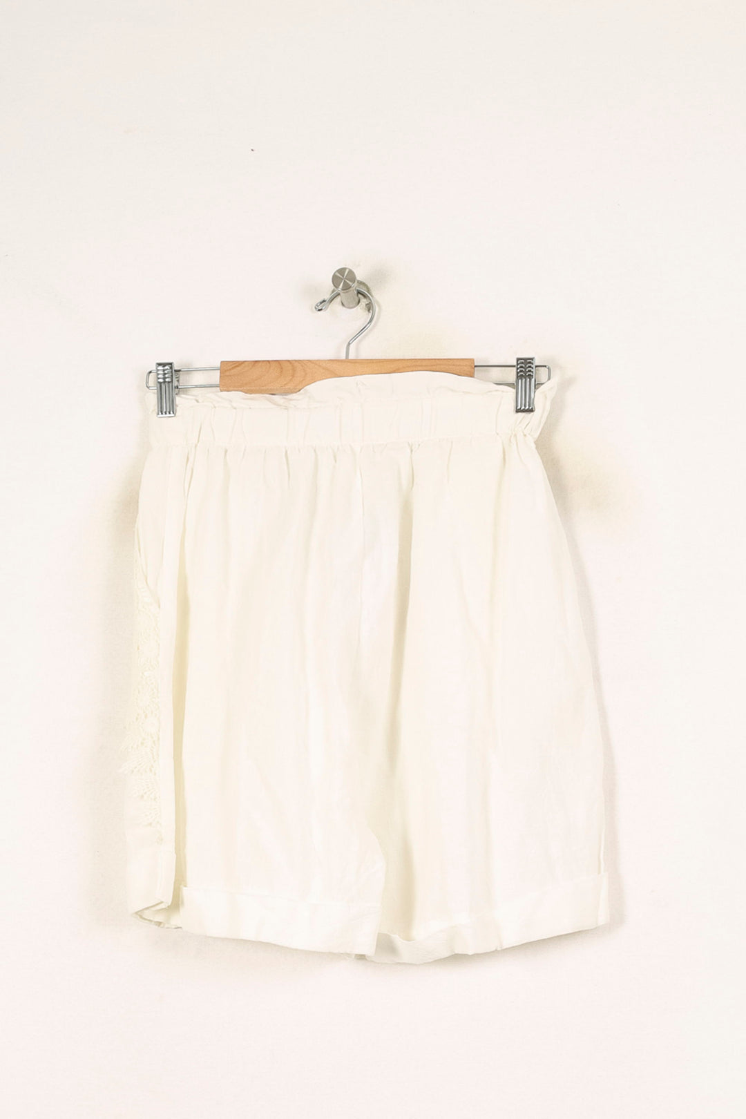 Short Blanc - Taille S/36 de la marque Louise Misha | PARAD67530 - Vendu par Paradigme - Image 4