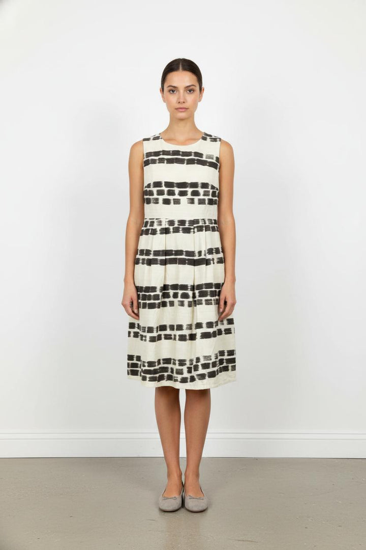 Robe Sans Manches Beige et Noire - Taille M/38 de la marque Max Mara | PARAD68356 - Vendu par Paradigme - Image 1