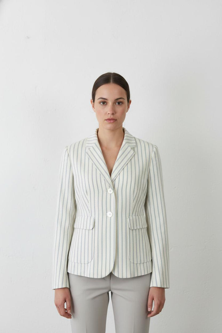 Veste Blanche et Bleue - Taille XXL/44 de la marque Max Mara | PARAD68392 - Vendu par Paradigme - Image 1