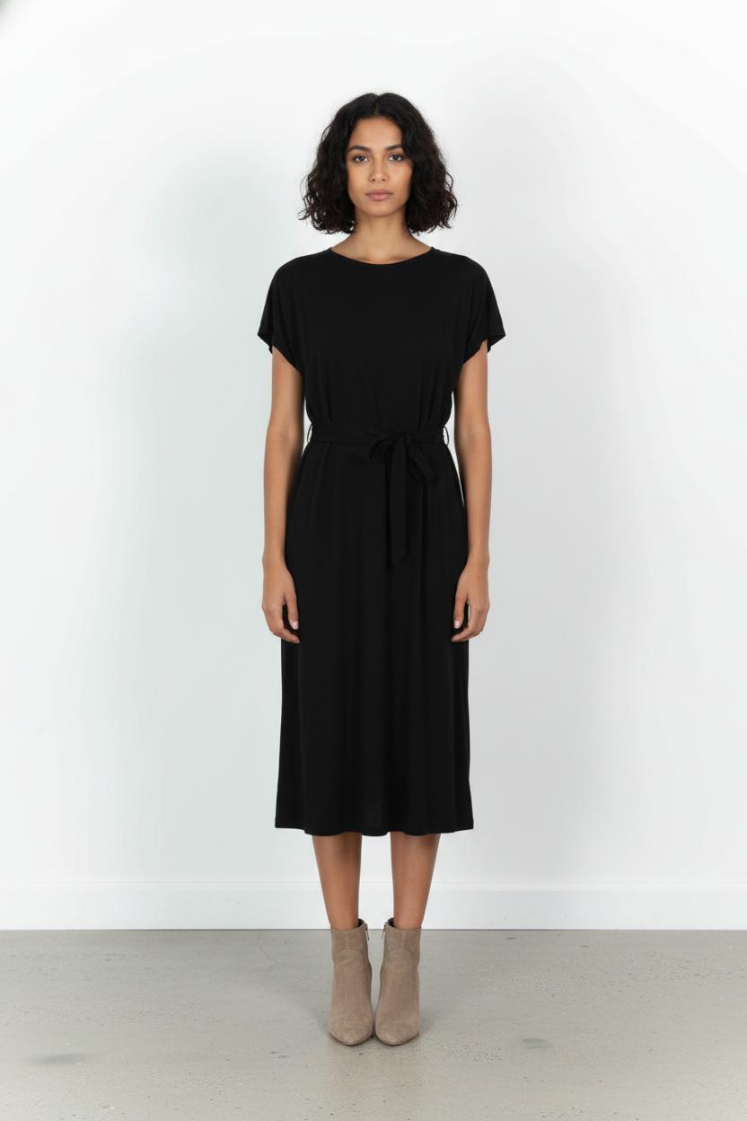 Robe Midi Noire - Taille L/40 de la marque A.P.C. | PARAD68400 - Vendu par Paradigme - Image 1