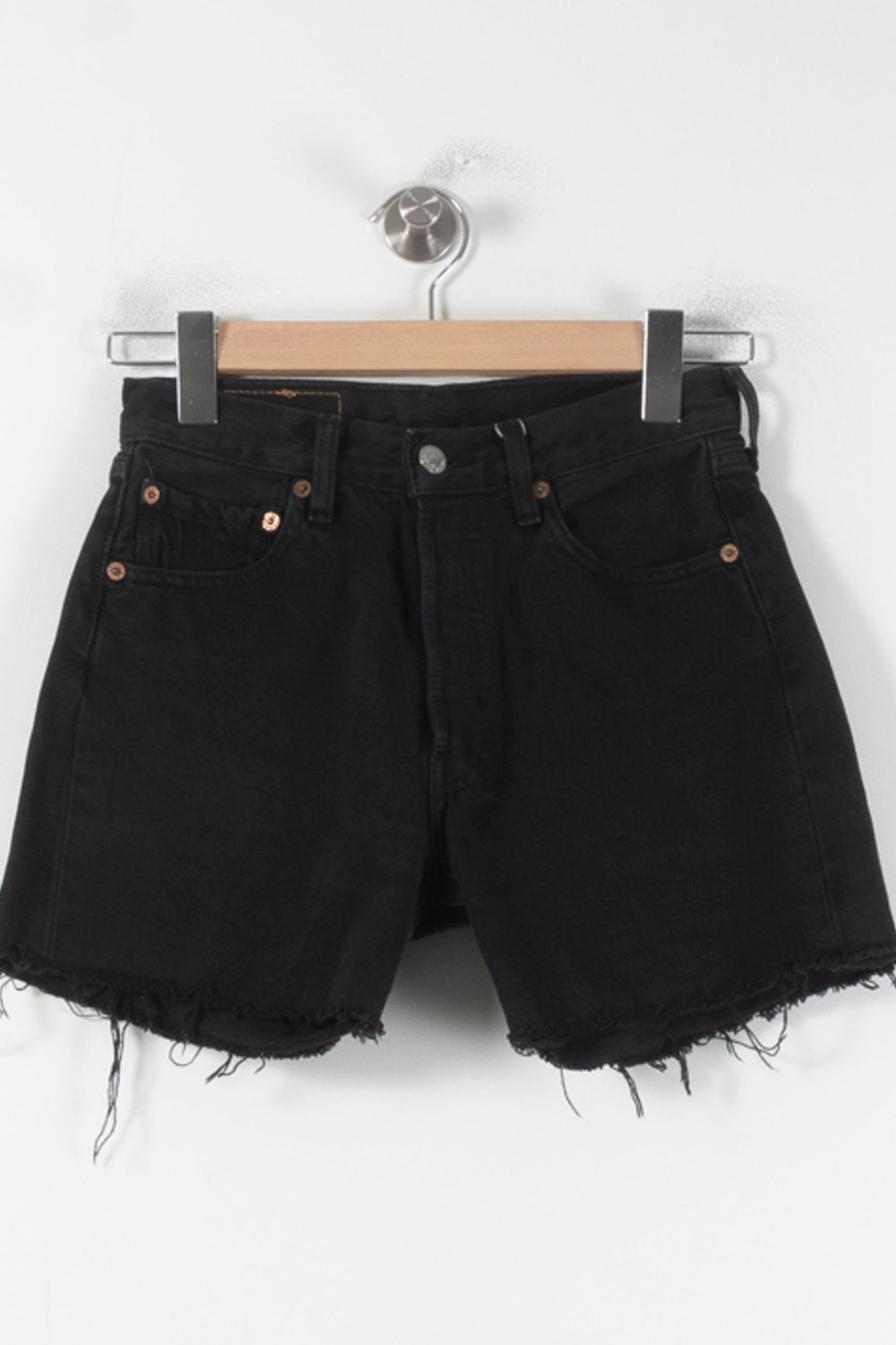 Short en Jean Noir - Taille M/38 de la marque Levi's | PARAD68876 - Vendu par Paradigme - Image 2