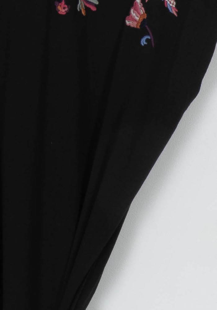 Robe longue noire - Taille M/38 de la marque La Fée Maraboutée | PARAD69562 - Vendu par Paradigme - Image 3