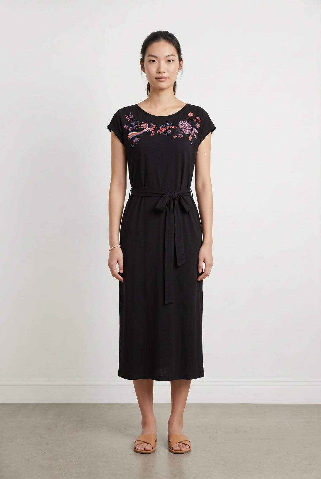 Robe longue noire - Taille M/38 de la marque La Fée Maraboutée | PARAD69562 - Vendu par Paradigme - Image 1