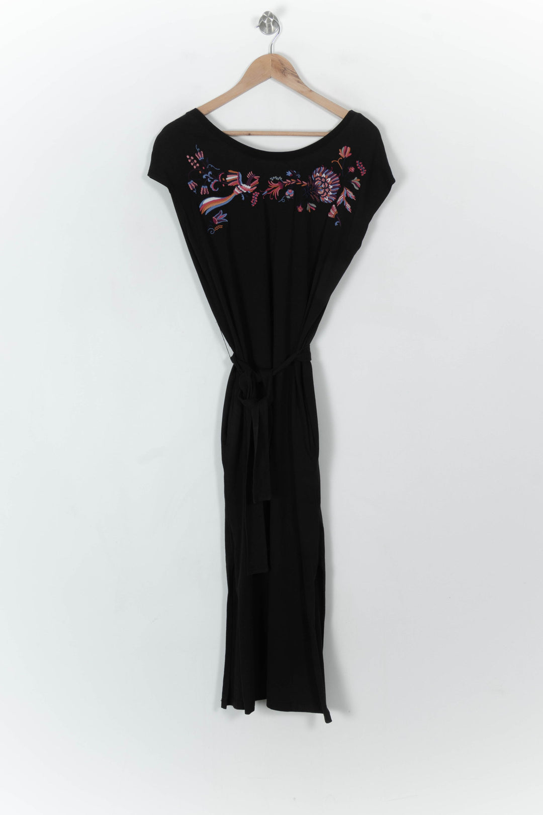 Robe longue noire - Taille M/38 de la marque La Fée Maraboutée | PARAD69562 - Vendu par Paradigme - Image 2