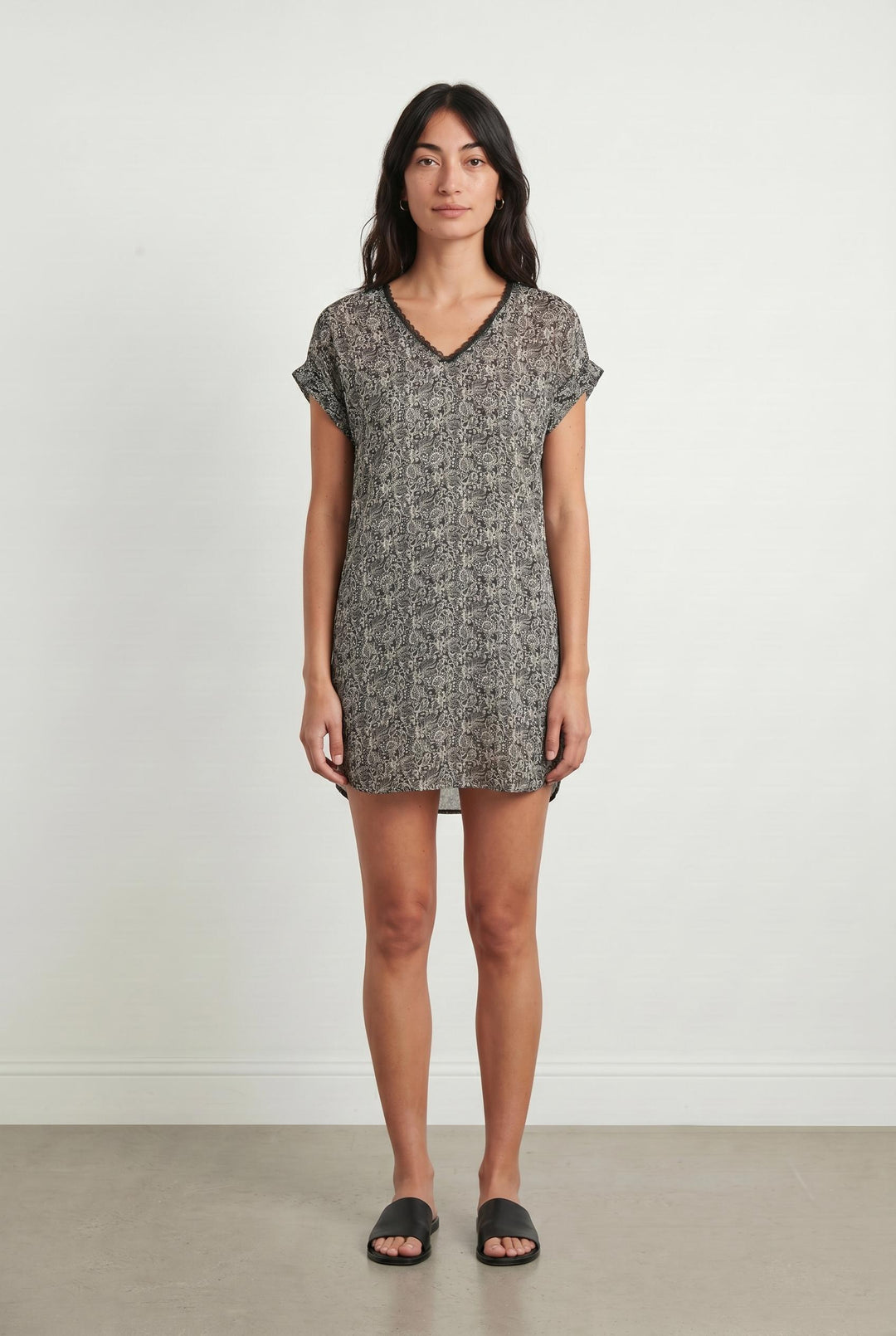 Robe Droite Grise et Blanche - Taille S/36 de la marque I.Code | PARAD69675 - Vendu par Paradigme - Image 1