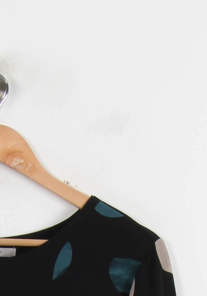 Robe Noire et Beige - Taille XL/42 de la marque La Fée Maraboutée | PARAD69817 - Vendu par Paradigme - Image 3