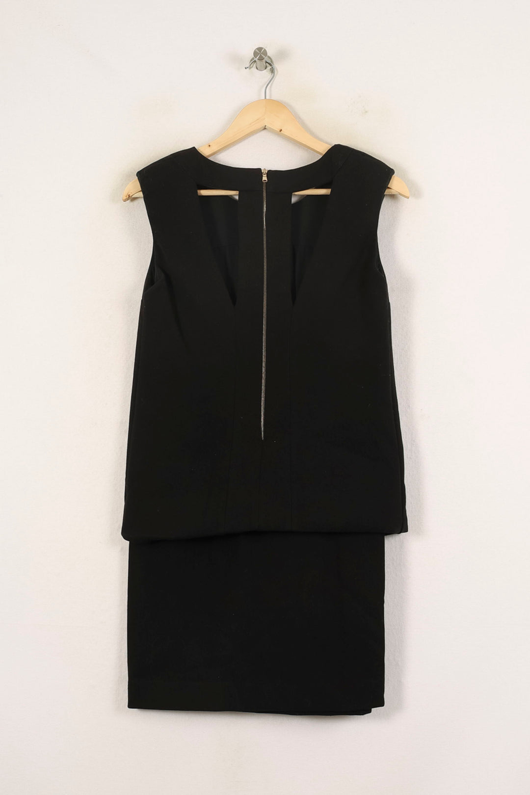 Robe Droite Noire - Taille M/38 de la marque Sandro | PARAD70044 - Vendu par Paradigme - Image 4