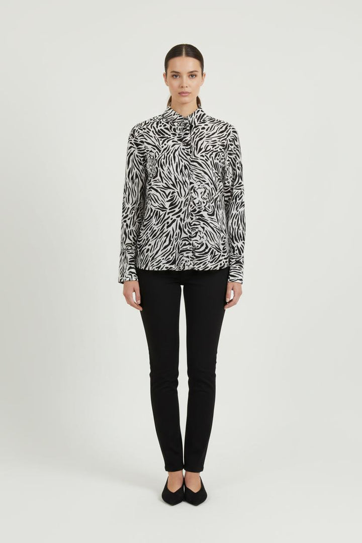 Chemise Noire et Blanche - Taille S/36 de la marque Caroll | PARAD70120 - Vendu par Paradigme - Image 1