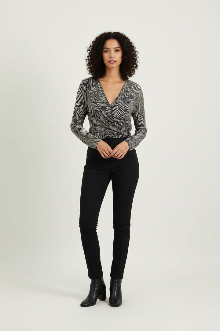 Blouse Noire et Blanche - Taille M/38 de la marque Max Mara | PARAD70202 - Vendu par Paradigme - Image 1